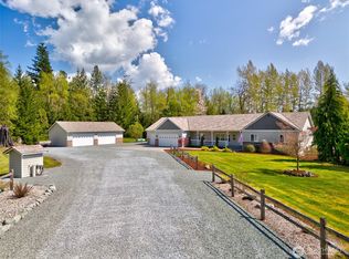 6951 Woodbury Ln, Sedro Woolley, WA 98284