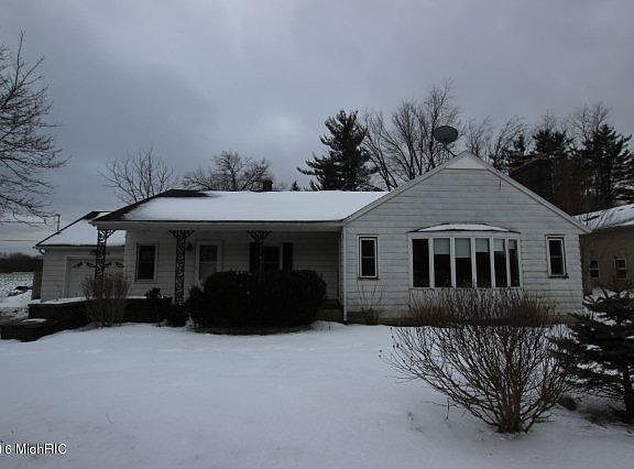 5th image of 1208 Lake Michigan Dr