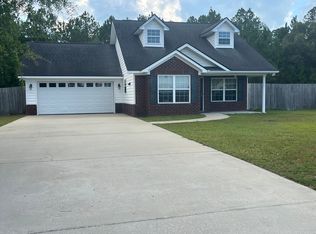 195 Parish Loop, Hinesville, GA 31313