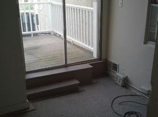 221 Wilder St, Philadelphia, PA 19147