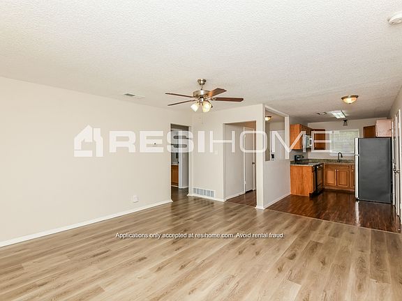 4th image of 6528 Bernadine Dr