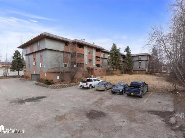 8515 Jewel Lake Rd Unit 20, Anchorage, AK 99502