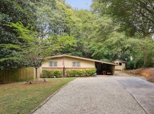 555 Cobb Cir SE, Smyrna, GA 30082