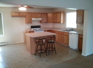 505 Von Bergen St APT 5, Old Forge, PA 18518