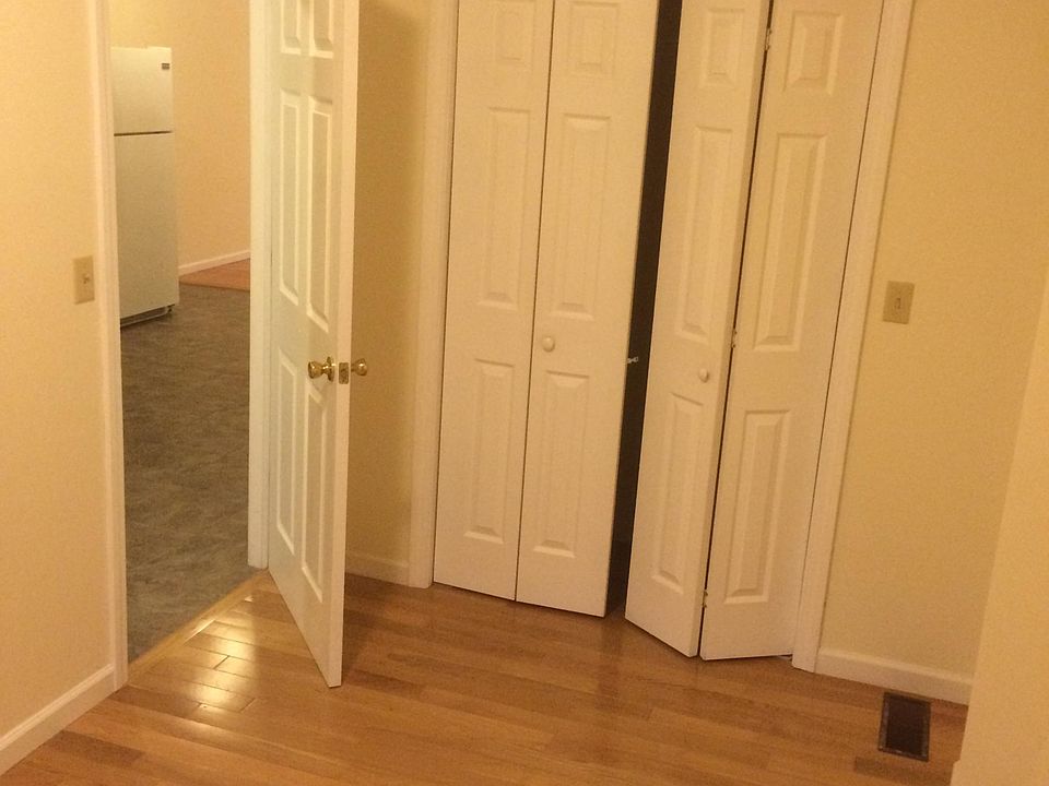 1st bedroom