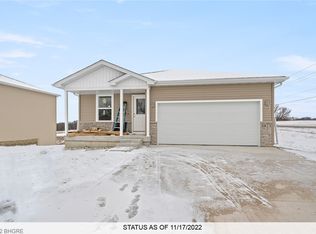 5613 Brook View Ave, Des Moines, IA 50317