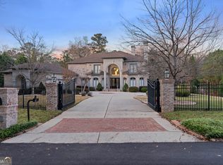904 Carriage Path SE, Smyrna, GA 30082