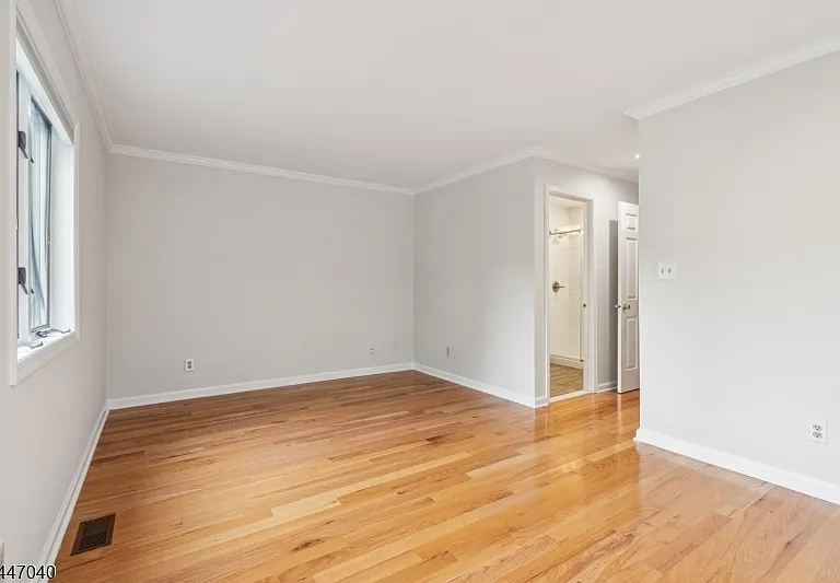 251 Plymouth Ct #251 — Photo 16
