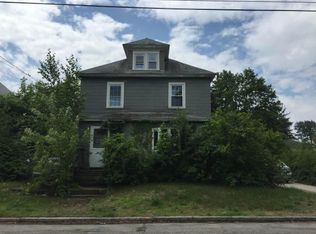 883 Clay St, Manchester, NH 03103