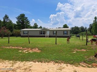 2867 Buttercup Ln, Cottondale, FL 32431