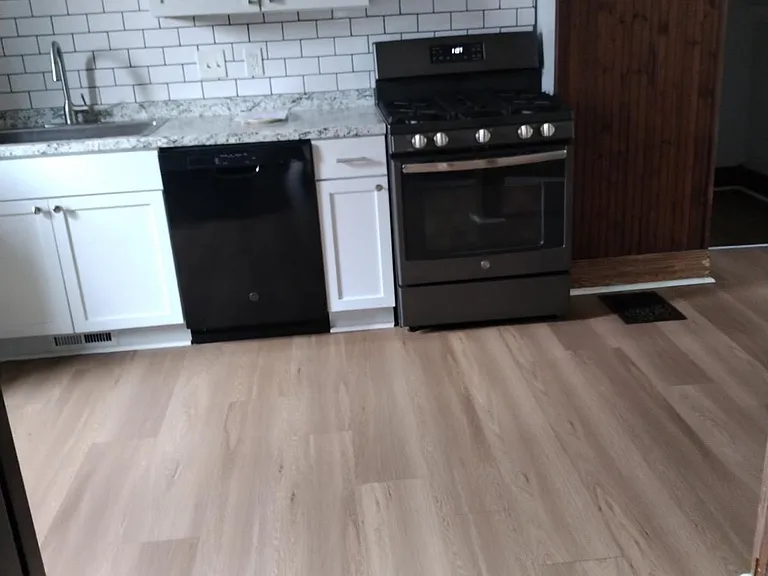 821 W Liberty St #2 — Photo 19