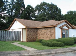 122 Brookhaven Cir, Warner Robins, GA 31093