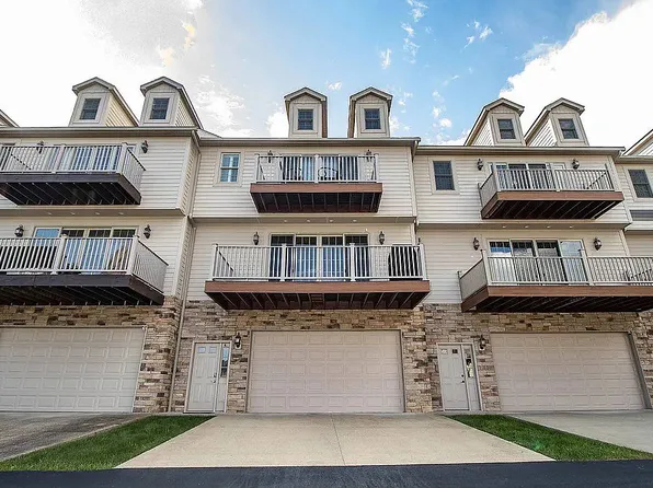 21 Waterside Dr, Morgantown, WV 26508
