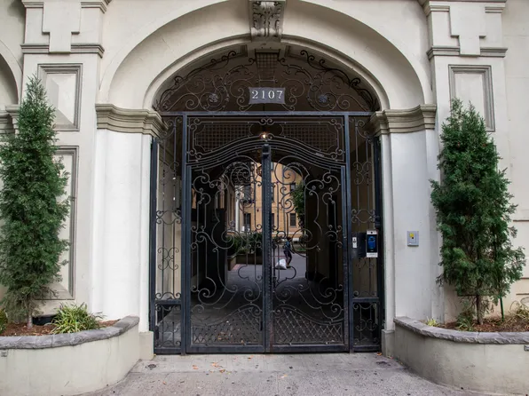 2107 Bedford Avenue image 11 of 14