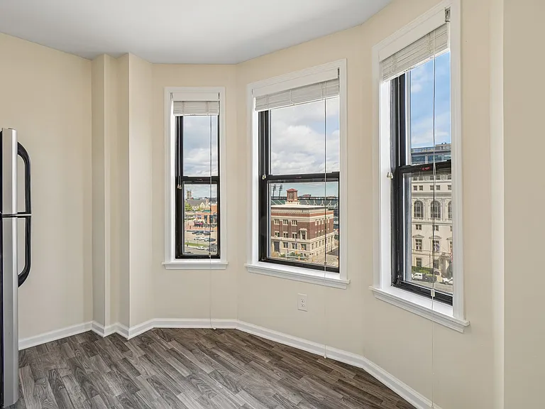 The Ashley Apartments — Photo 45