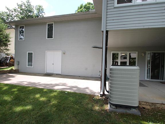 5th image of 13 Meadowlark Cir