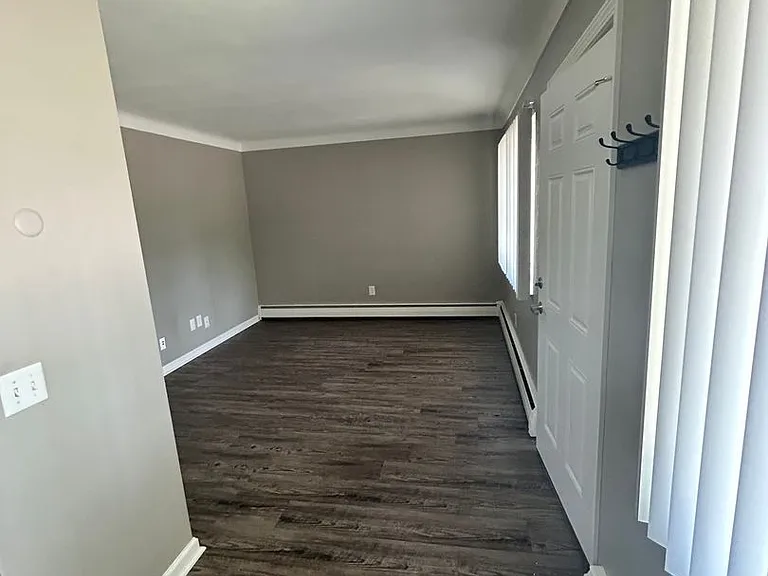 4101 Harvest Ln — Photo 11