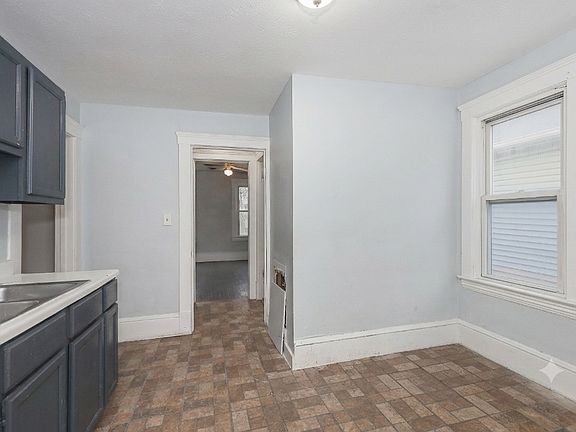 5th image of 8700 Willard Ave Unit 2