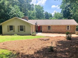 4909 Red Oak Dr, Gainesville, GA 30506
