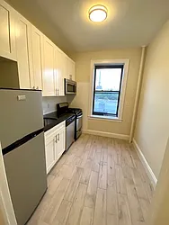 Rented by LRGNY Group, Inc.