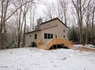 7777 S River Dr, Grant, MI 49327