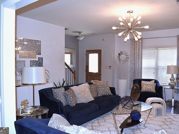 4th image of 1226 Castleberry Dr
