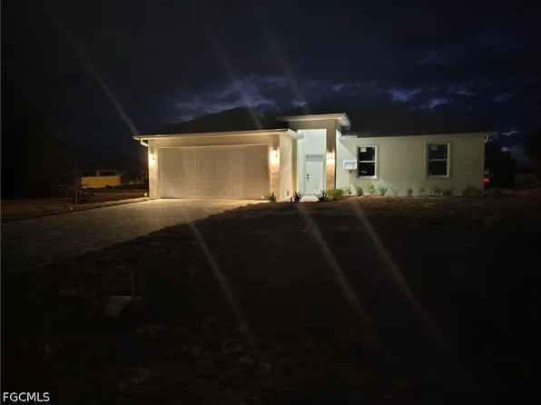 302 NW 25th Ave, Cape Coral, FL 33993