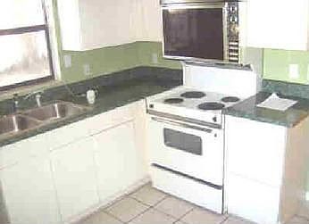 2nd image of 903 Kerry Blvd