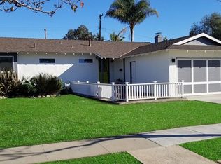 3042 Warren Ln, Costa Mesa, CA 92626