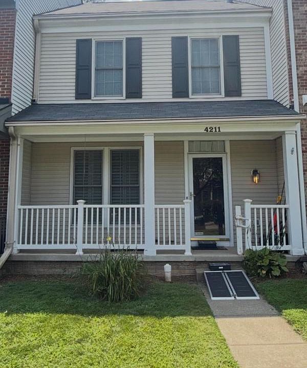 1st image of 4211 Devonwood Way