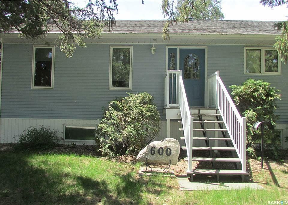1st image of 600 Houghton St