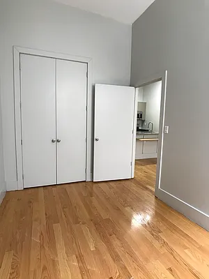 Rented by City Vista Inc | media 36