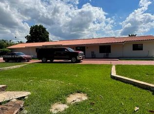 20960 SW 216th St, Miami, FL 33170