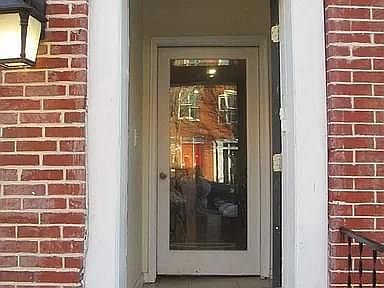 2nd image of 1823 E Pratt St APT 1