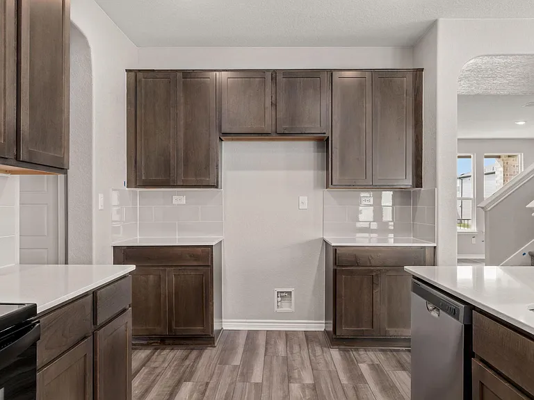 4570 Whispering Oak — Photo 16