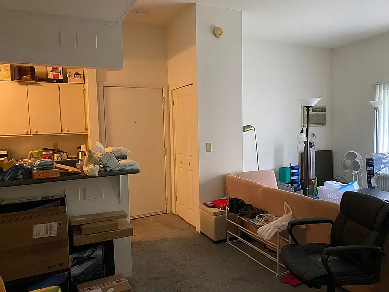 University Park Apartments near Cornell University — Photo 803