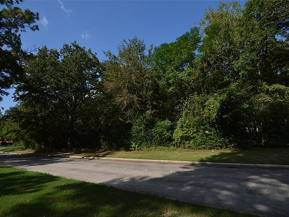 5th image of 0 Cedar Woods Pl