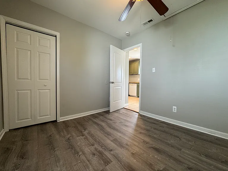11060 Paige Ave — Photo 20