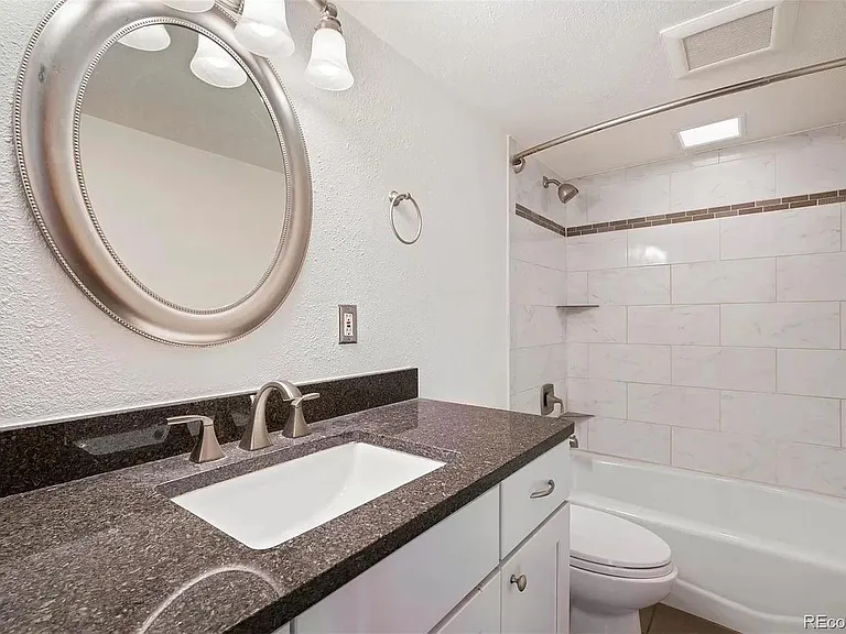 400 S Lafayette St #604 — Photo 5