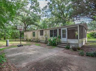 10 Lake Ellen Shores Dr, Crawfordville, FL 32327