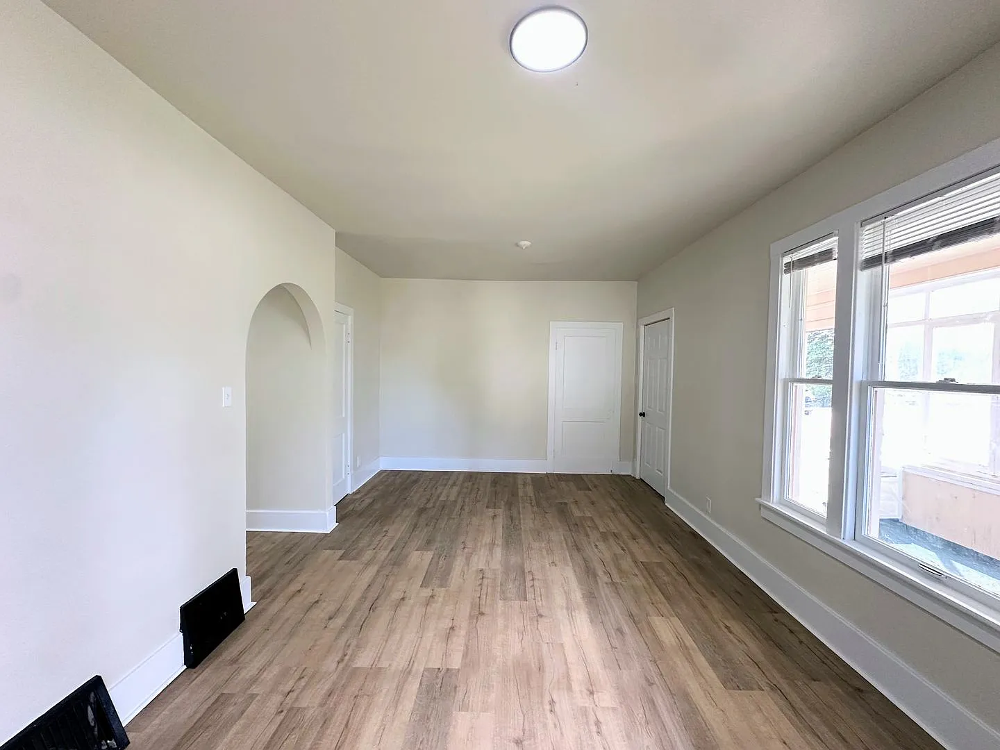 124 S Lake Street - — Photo 1