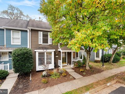 1550 Poplar Grove Dr, Reston, VA, 20194