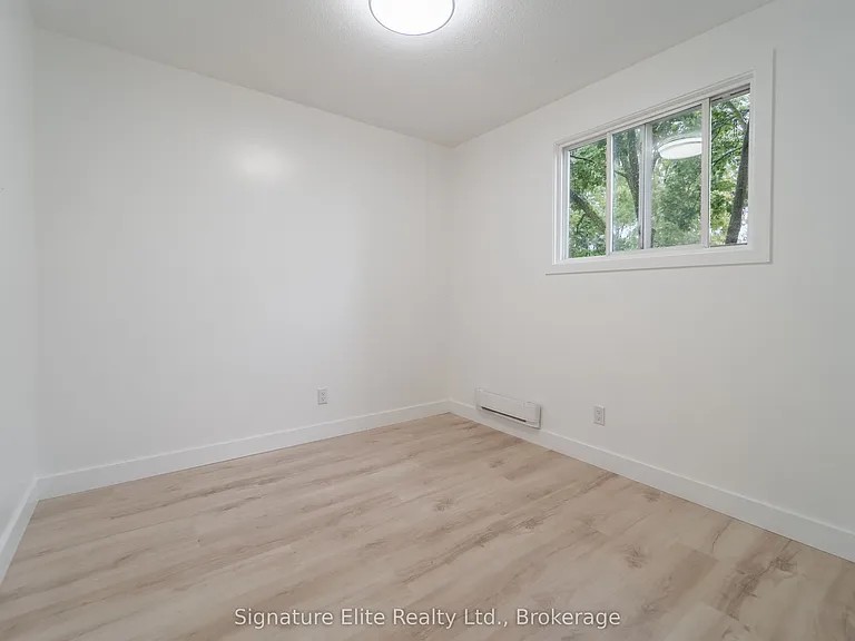 1118 Aire Pl — Photo 11