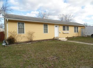 125 Belmont Dr, South Toms River, NJ 08757