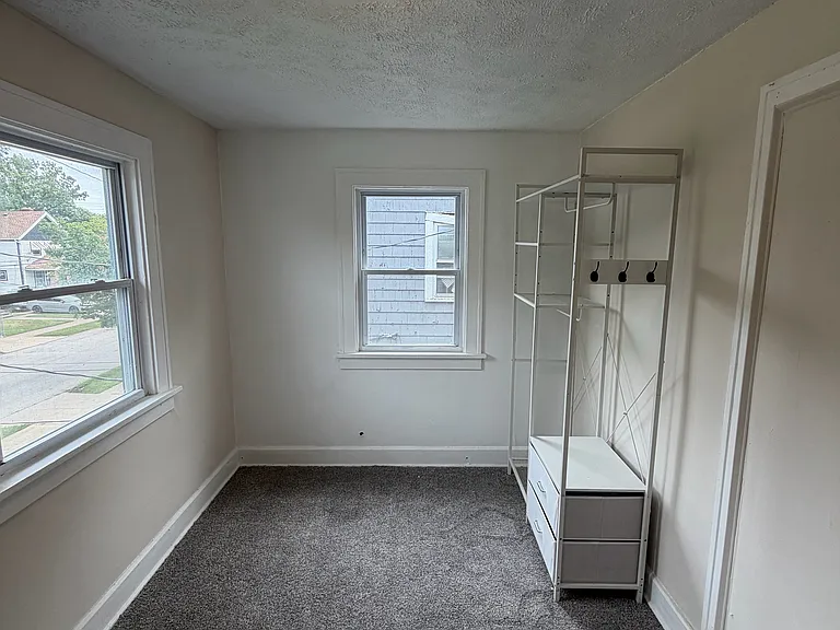 10706 Dove Ave — Photo 7
