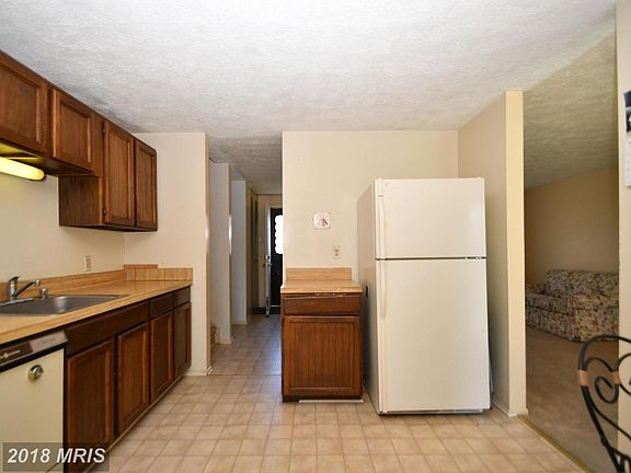 All appliances convey