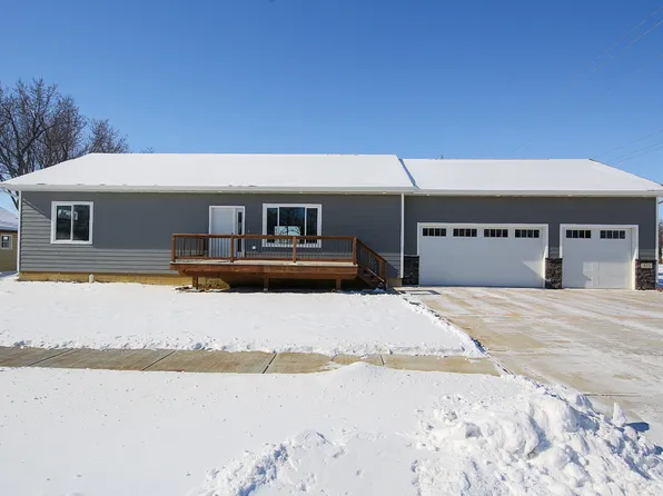 415 N Elm St, Lennox, SD 57039