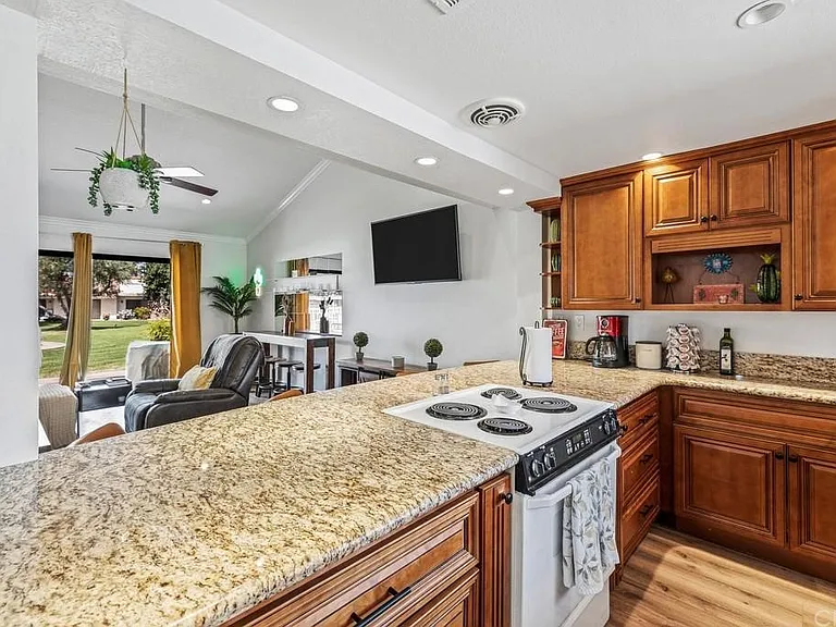 40588 Pebble Beach Cir — Photo 22