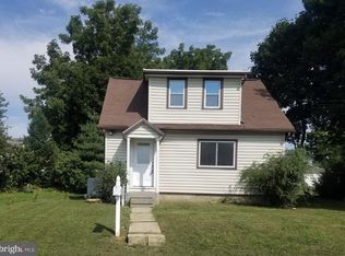 2005 Leslie Ave, Lebanon, PA 17042