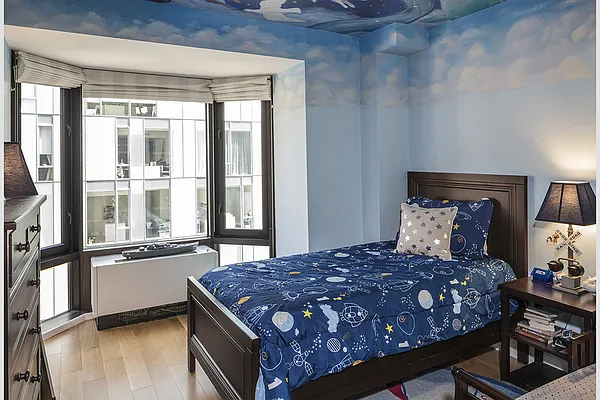 Sold by Stribling | media 7